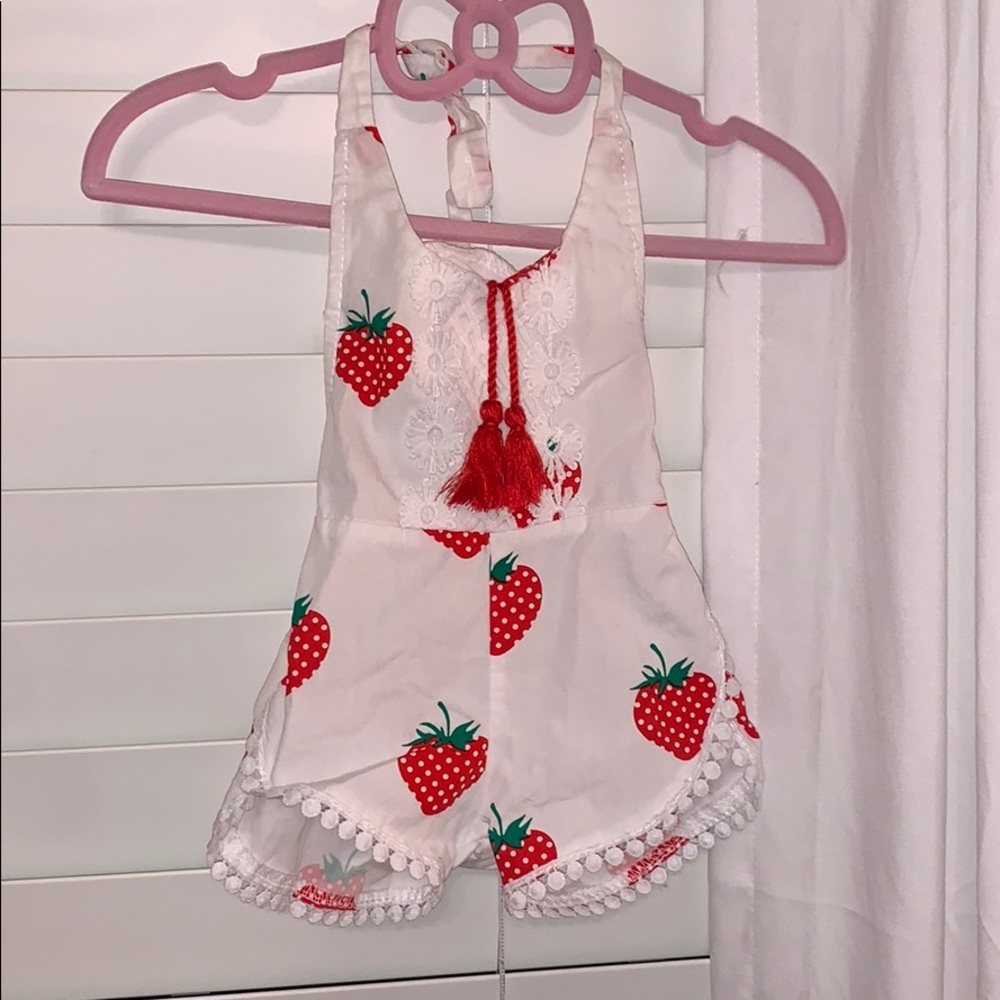 0-3 months strawberry romper